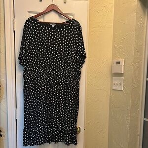 Black and White Polka Dot Dress 😎